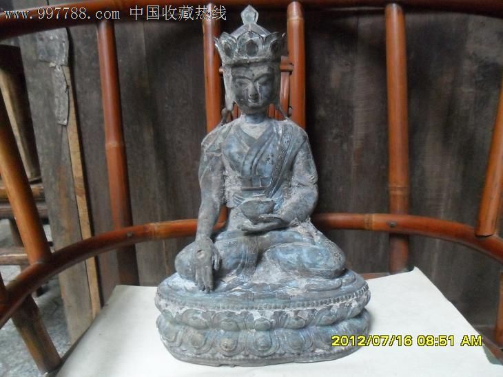 清代铜佛像