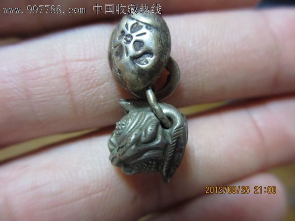 银镂空扣子和银鎏金扣子等三个,单号7811-其他