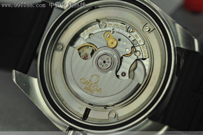 欧米茄大海马2500机芯600米潜水表