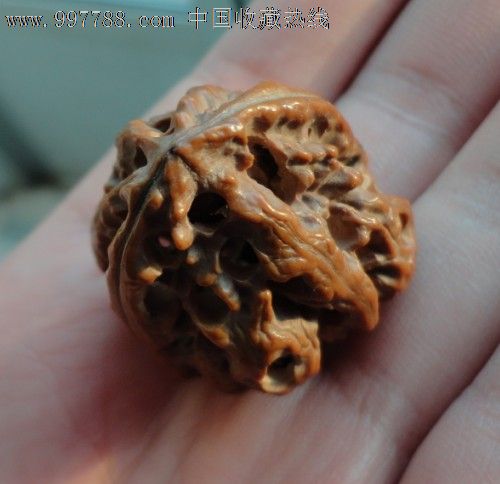 镂空雕文玩核桃