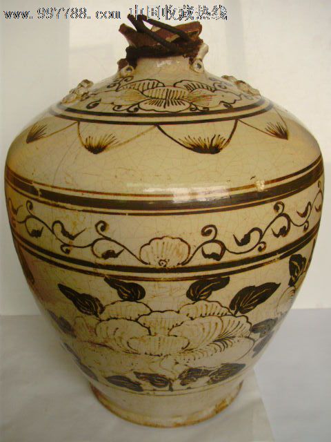 耀州窑系(明代—清代)黄釉酱彩蝙蝠,"刻画"牡丹花卉缠枝纹—酒墩子