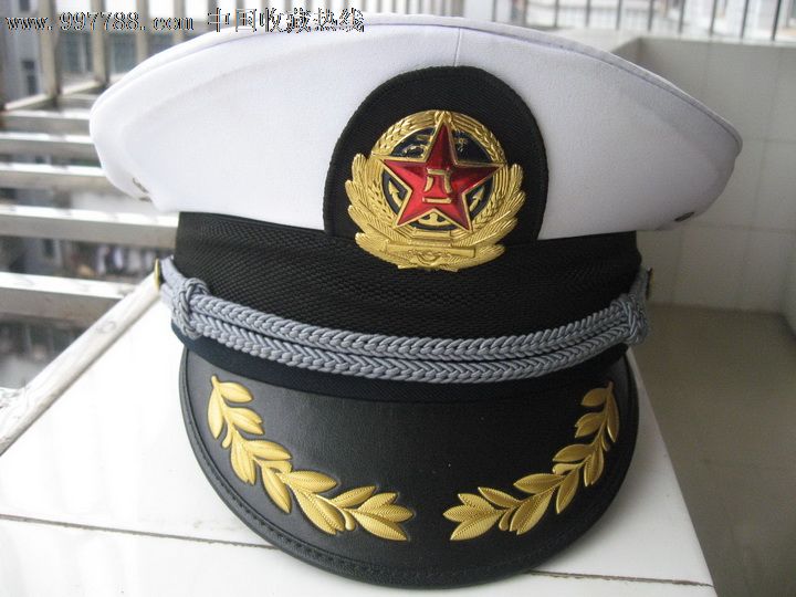 海军军官帽加帽徽