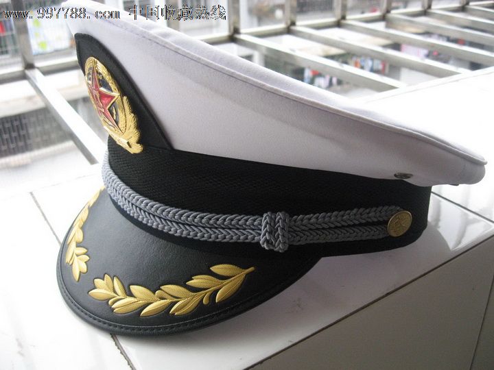 海军军官帽加帽徽