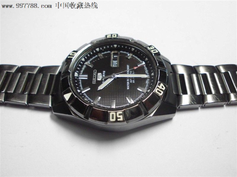 seiko精工最新款潜水自动机械表,透明底盖.机芯7s36.