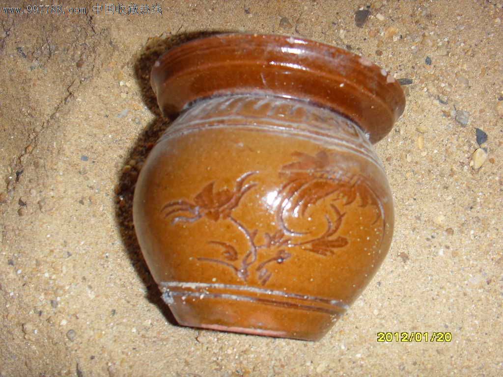 马口陶刻竹牡丹花小泡菜坛