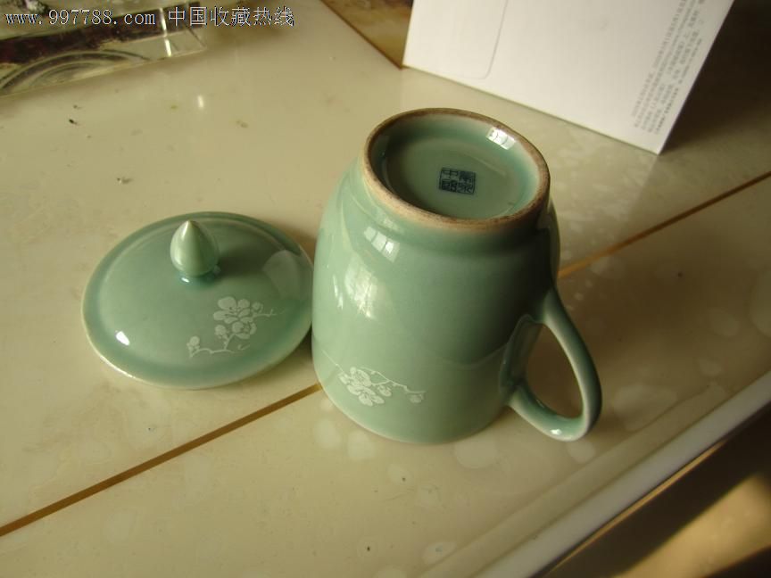 60年代龙泉梅子青茶杯---釉下白彩梅花-se15889123-青瓷/秘色瓷-零售