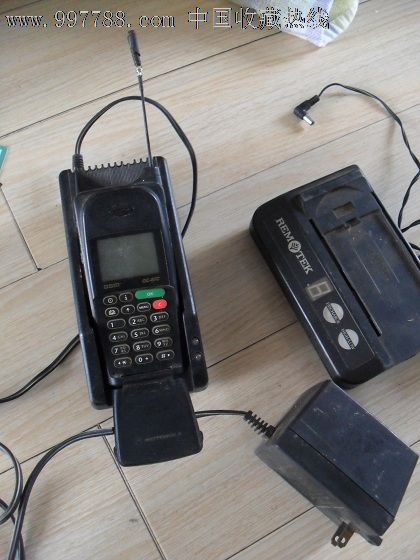 一个80年代的老摩托罗拉大手机，完整好用-其他收藏品--se16135757-零售-7788收藏__中国收藏热线