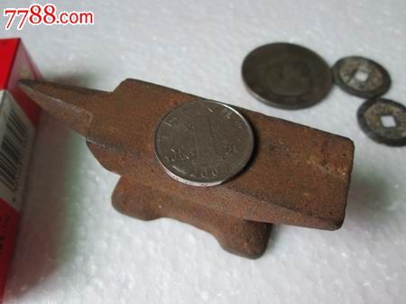 9*5cm微型台钳-年代不详?