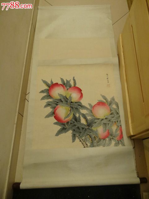 旧书店购旧裱"龚文桢写生"款"寿桃图"小中堂,工笔线条设色堪称一流