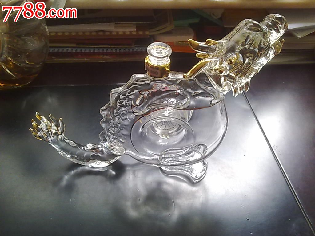 五粮液龙酒祝君龙年吉祥52度500ml玻璃瓶珍藏品