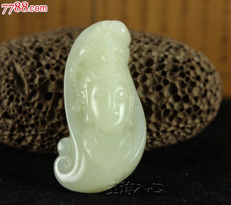 新疆和田玉青白玉观音头像吊坠羊脂玉佩