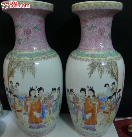 绝版景德镇建国初后文革老厂货瓷器手绘西边12钗花蓝瓶一对高60公分
