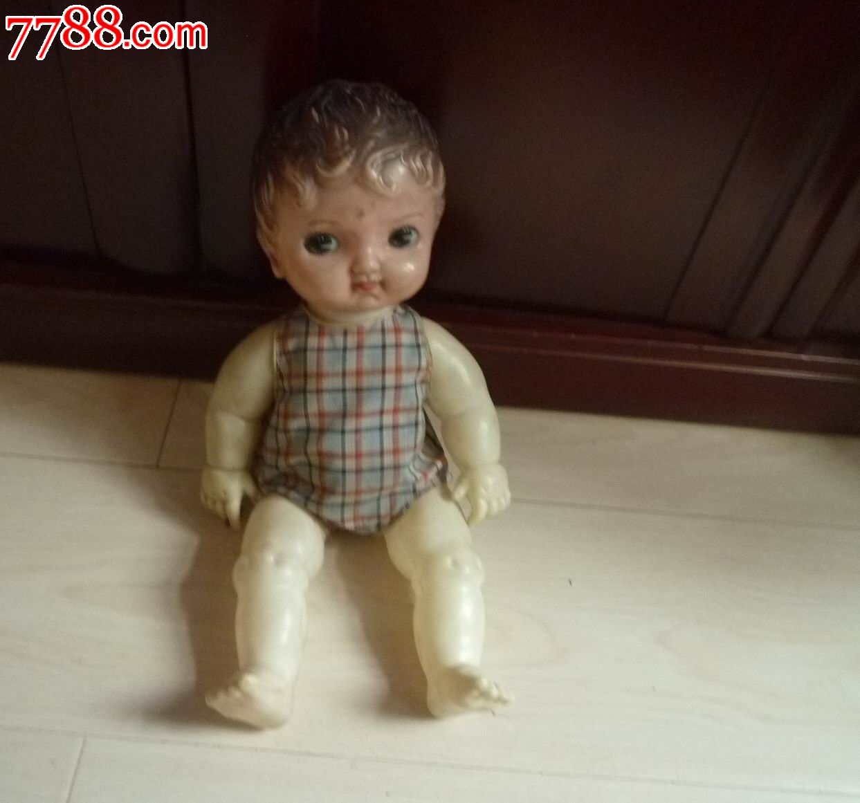 怀旧经典收藏七十年代条纹格子衣服大眼睛老塑料男孩子娃娃玩具