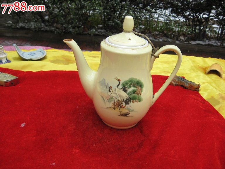 七十年代中后期到八十年代初双鹤图茶壶完美品相