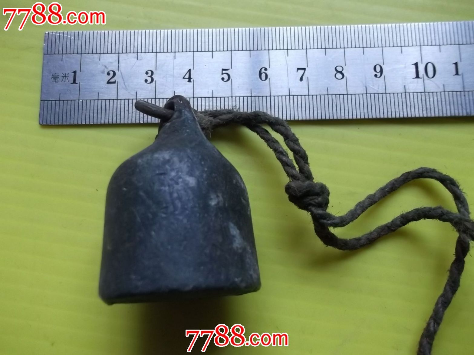 少见铅制秤砣