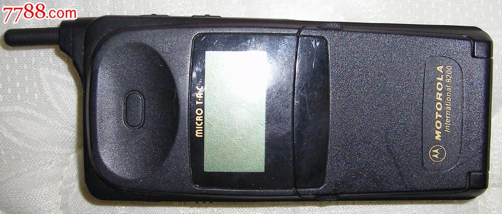 摩托罗拉microtac8200和摩托罗拉d628看描述