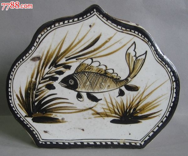 老窑老瓷器高古瓷器收藏品——磁州窑"情趣"鱼藻纹如意枕