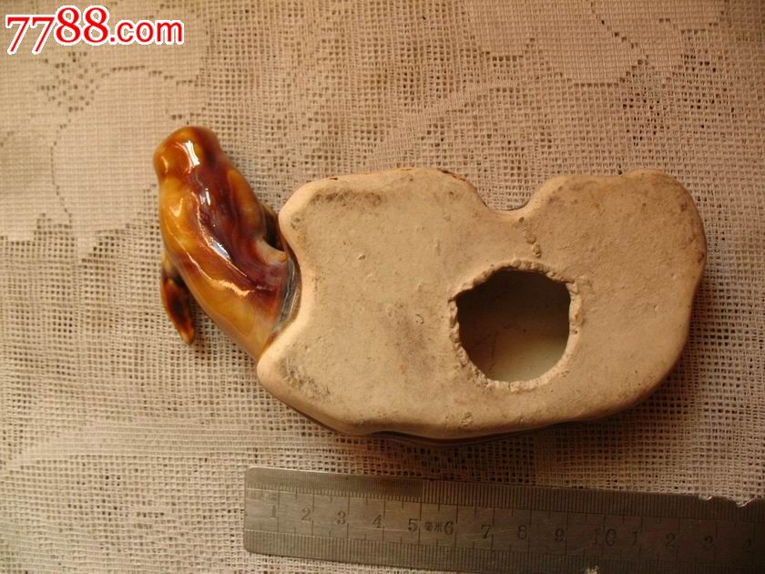 陶瓷卧牛