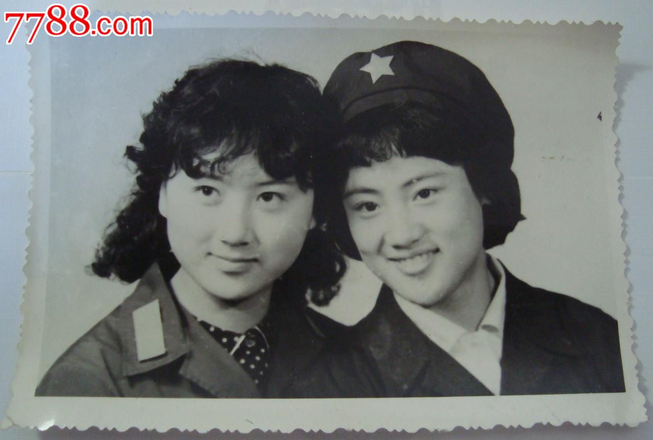 两个八十年代女兵-se23833351-老照片-零售-7788收藏