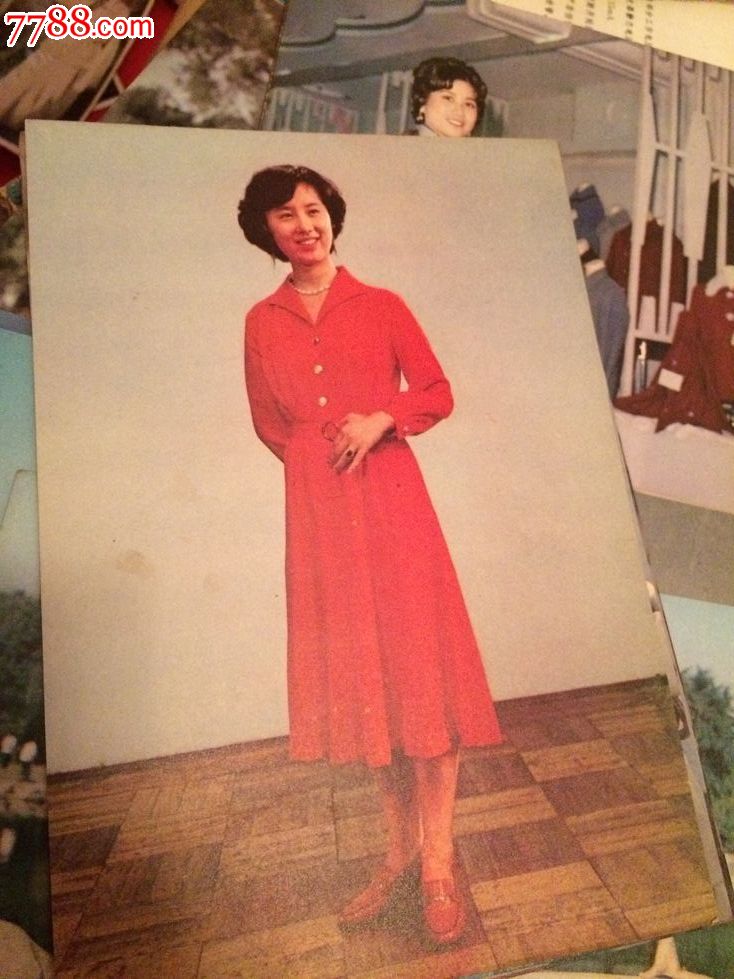 新式服装80年代服装画片!