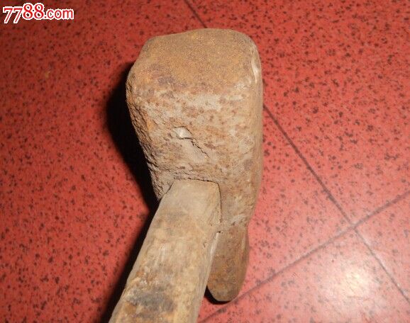 打石头用的老锤子