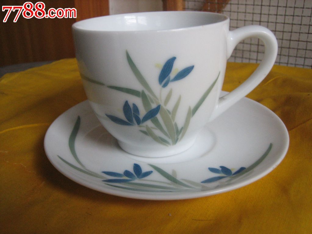 醴陵瓷釉下五彩天安门城楼用瓷兰草杯托一套