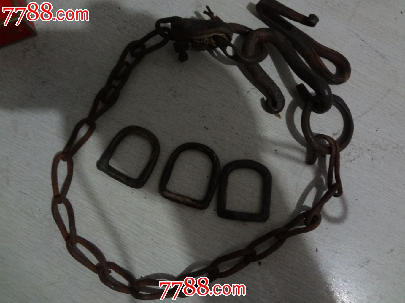 特殊的铜环3个和马嚼链钩