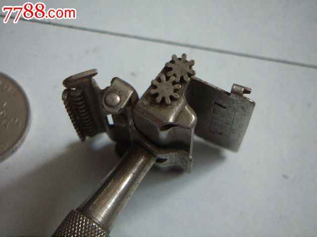 侧面带双齿轮的民国进口剃须刀_剃须刀_百年