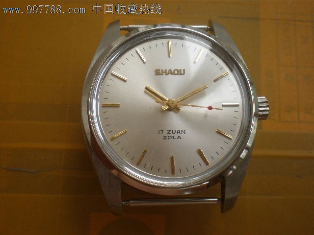 全新库存辽宁大连产沙鸥牌机械手表