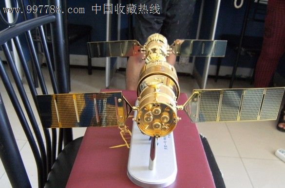 神舟9号飞天模型