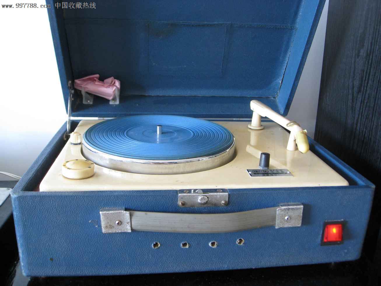 带功放带喇叭带音量控制的206电唱机