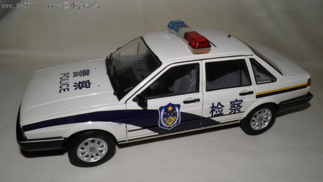 上海大众桑塔纳1.8警车检察版模型1:18