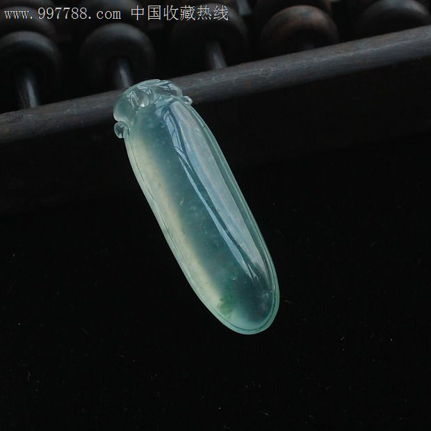 玻璃种起荧光福瓜吊坠翡翠a货送证书