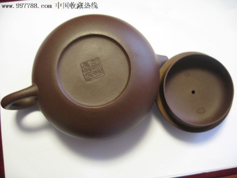 宜兴徐春仙制作紫砂壶一把