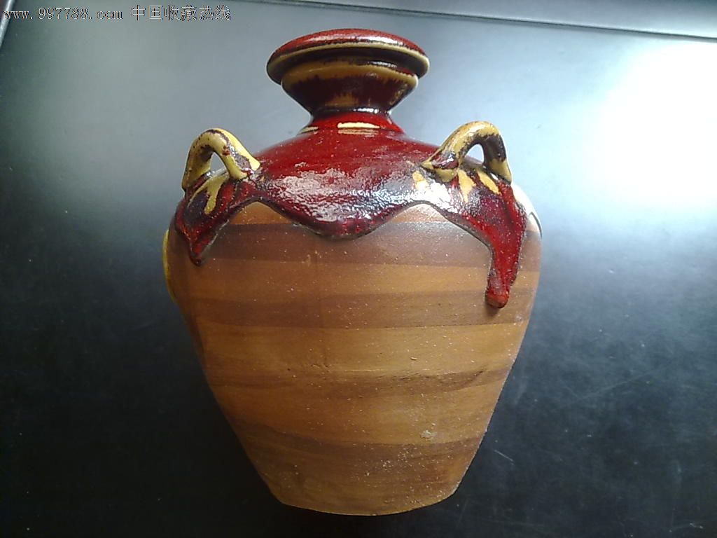 石湾陈太吉玉冰烧酒陶瓷瓶