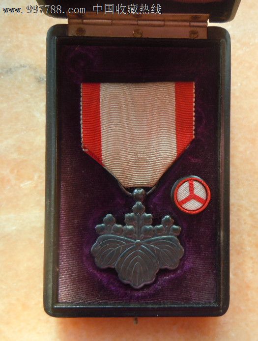 日本八等勋章===银章