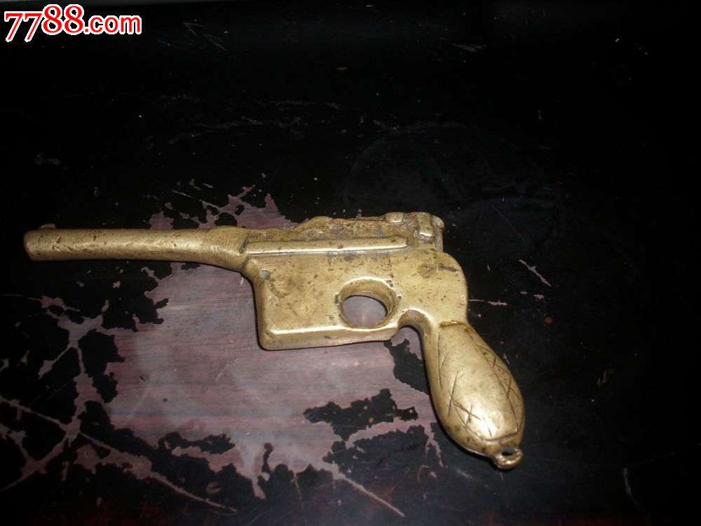 民国---铜玩具[手枪]1把.长14厘米,高7.5厘米