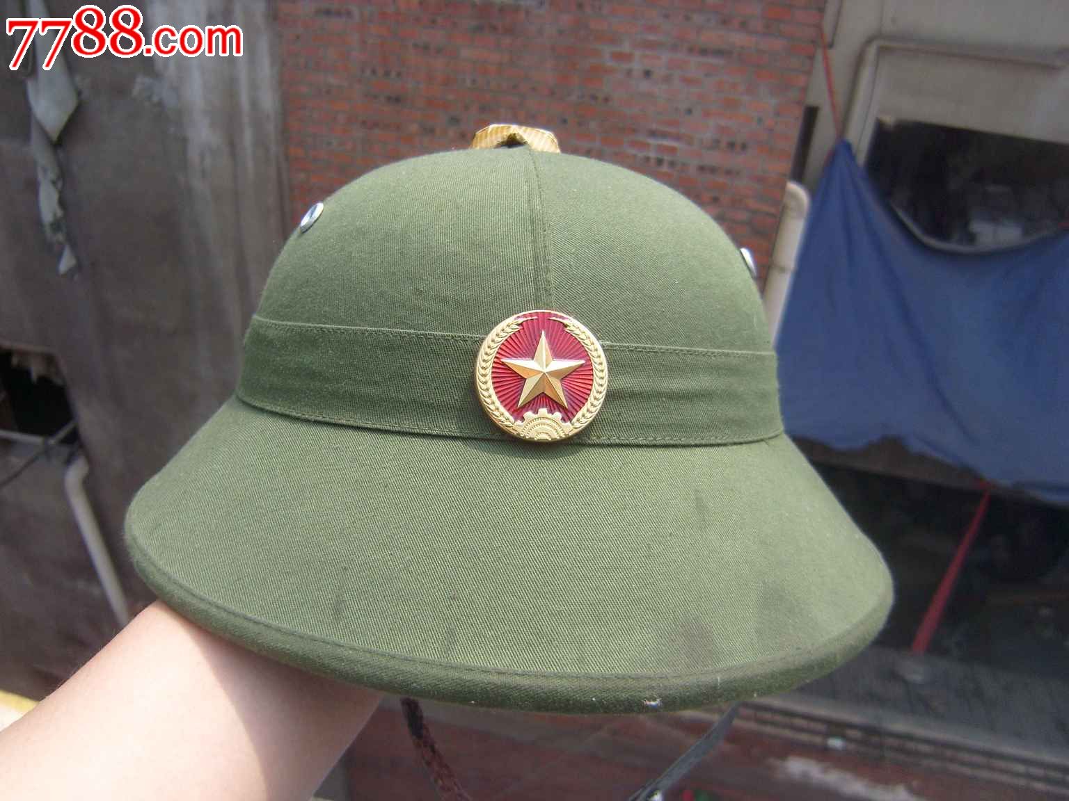 越南a2式头盔图片