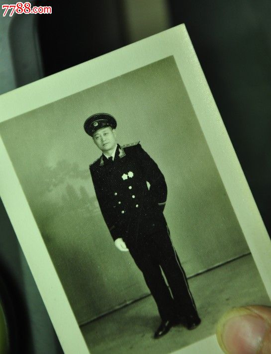 海军上校礼服全身原版照片