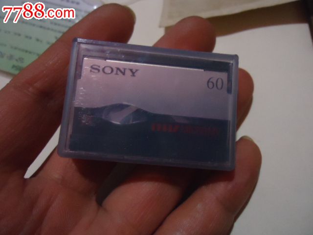 录像带小的那种