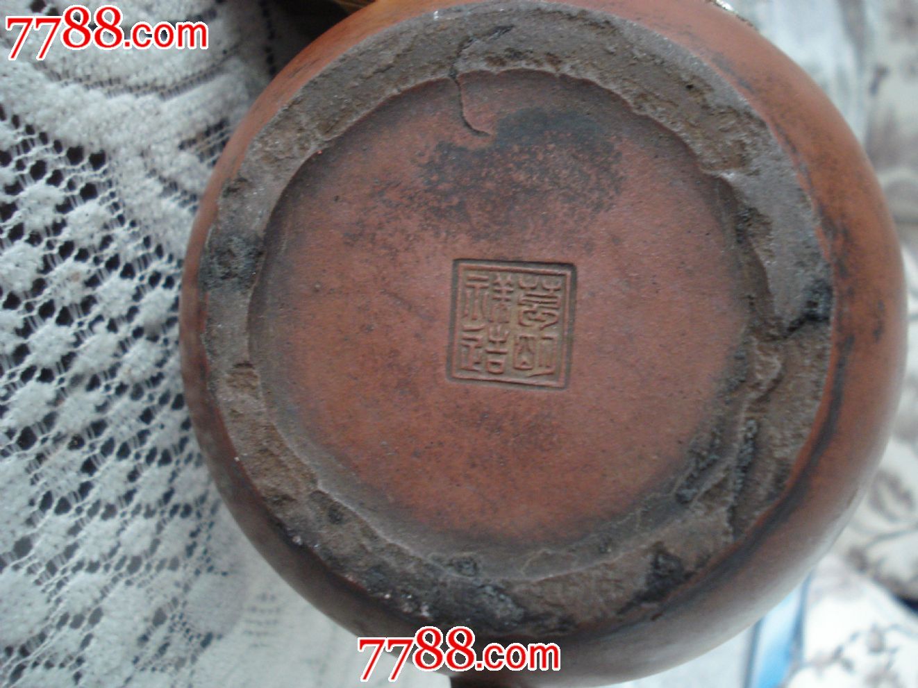 "栗子红"紫砂壶(清乾嘉年间大师葛明祥造)