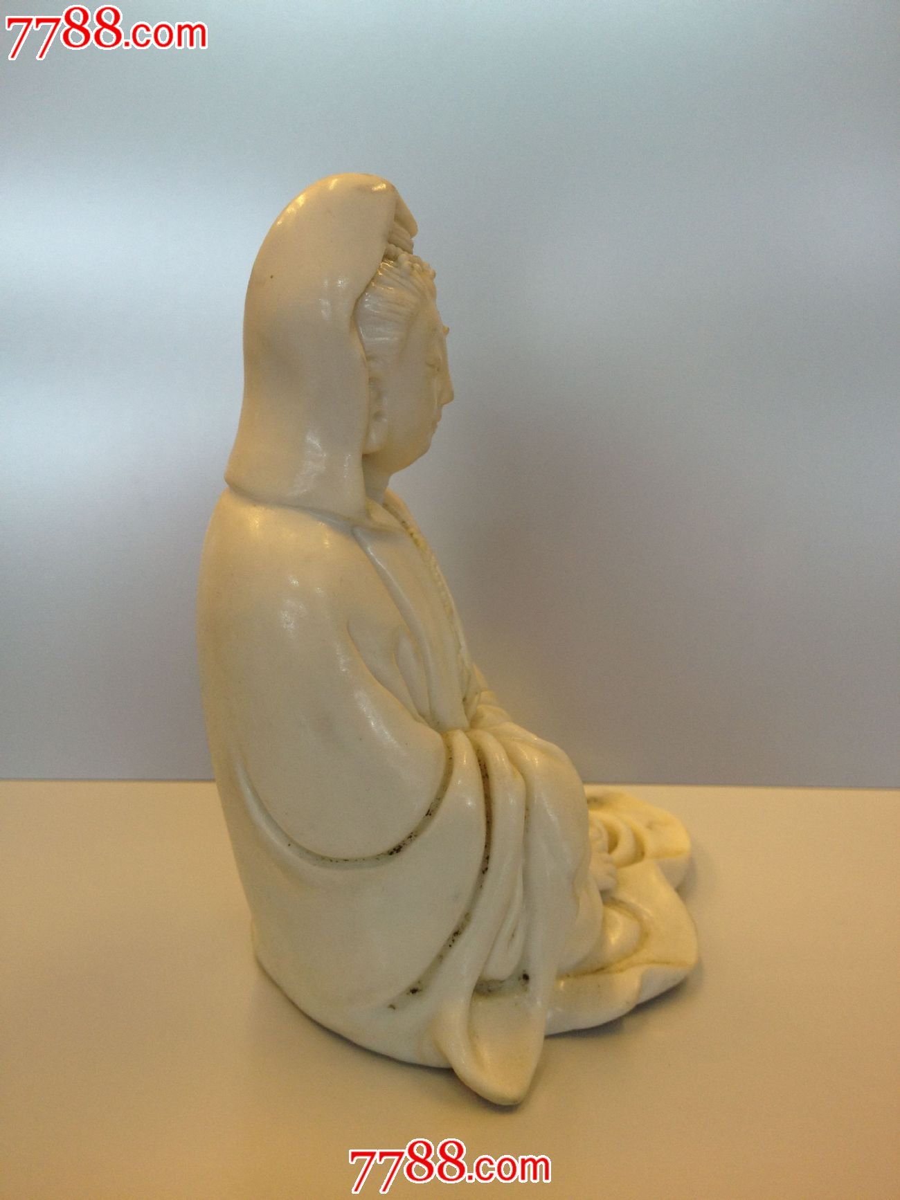 德化何朝宗款《观音坐像》