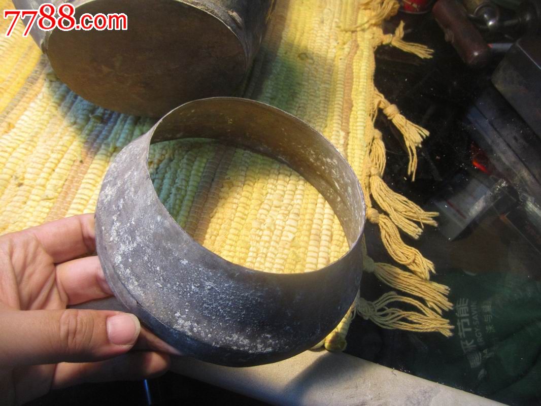 民国时期老铜痰盂