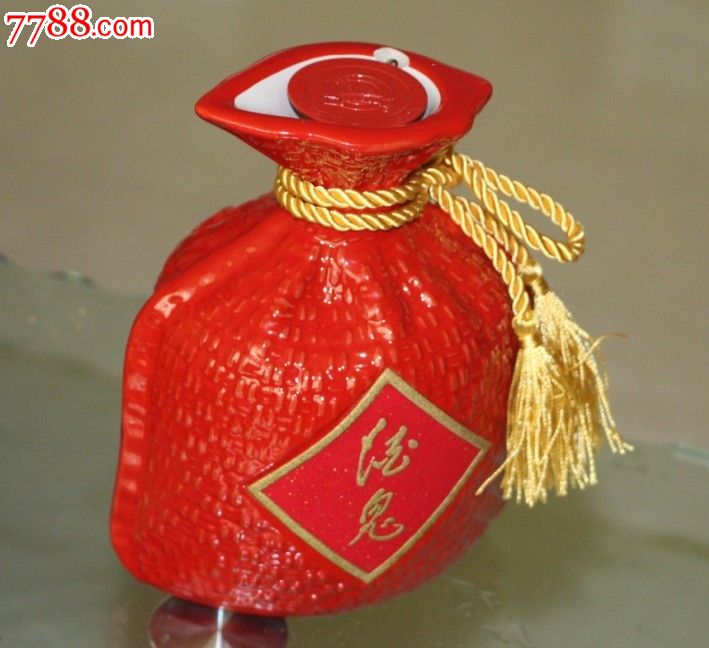 酒鬼酒瓶红色白酒瓶子无上妙品