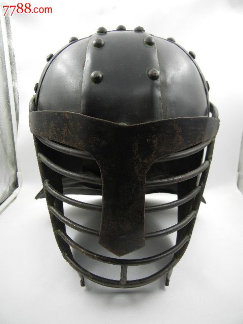 民国老击剑用铁头盔一顶!