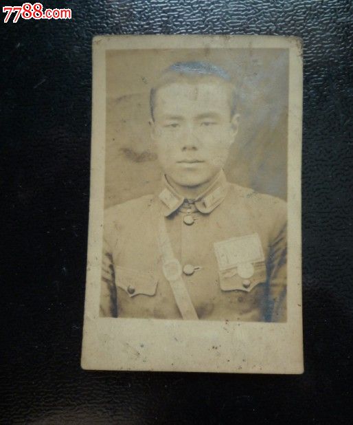 抗战时期国军少尉照片
