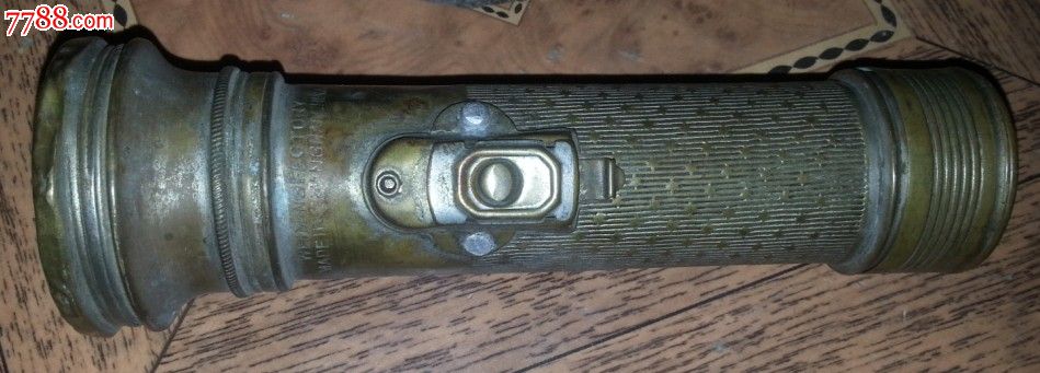 特价老铜手电筒电棒子一个包老怀旧收藏带英文和龙