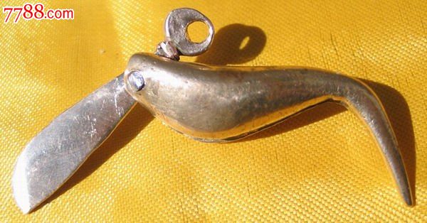 蒙古族割大烟小铜刀少有