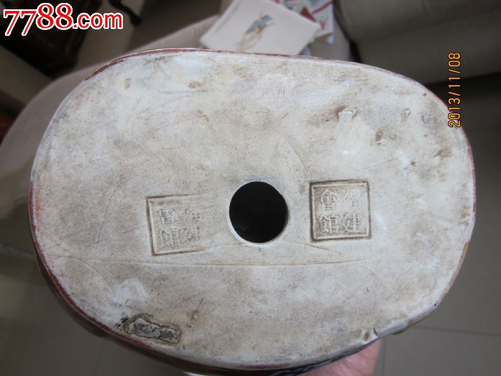 福建会馆款粉彩瓷罗汉