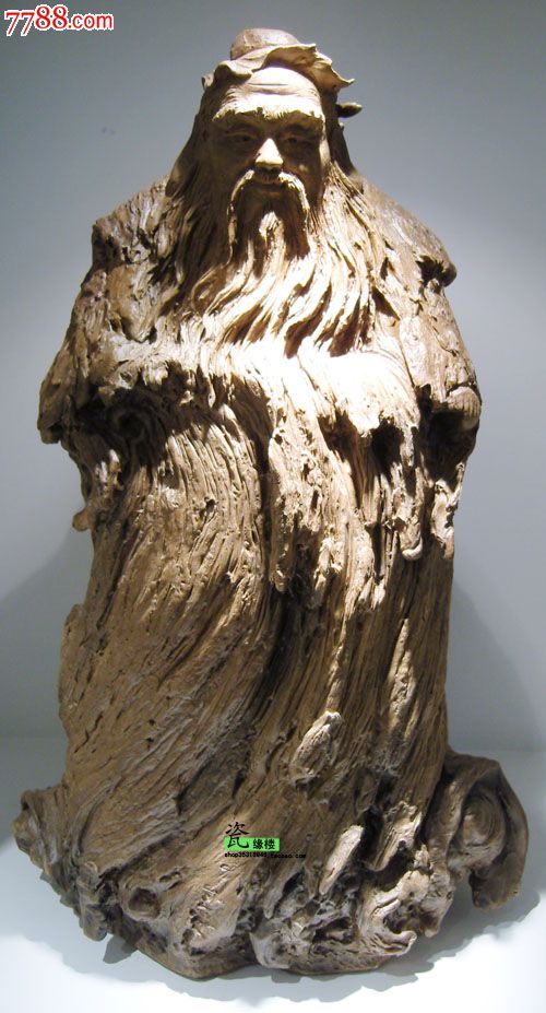 刘远长雕塑作品孔子